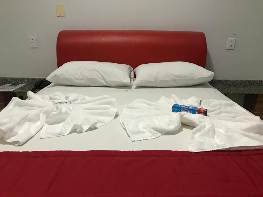Hotel Oliveira Goiânia Eksteriør billede